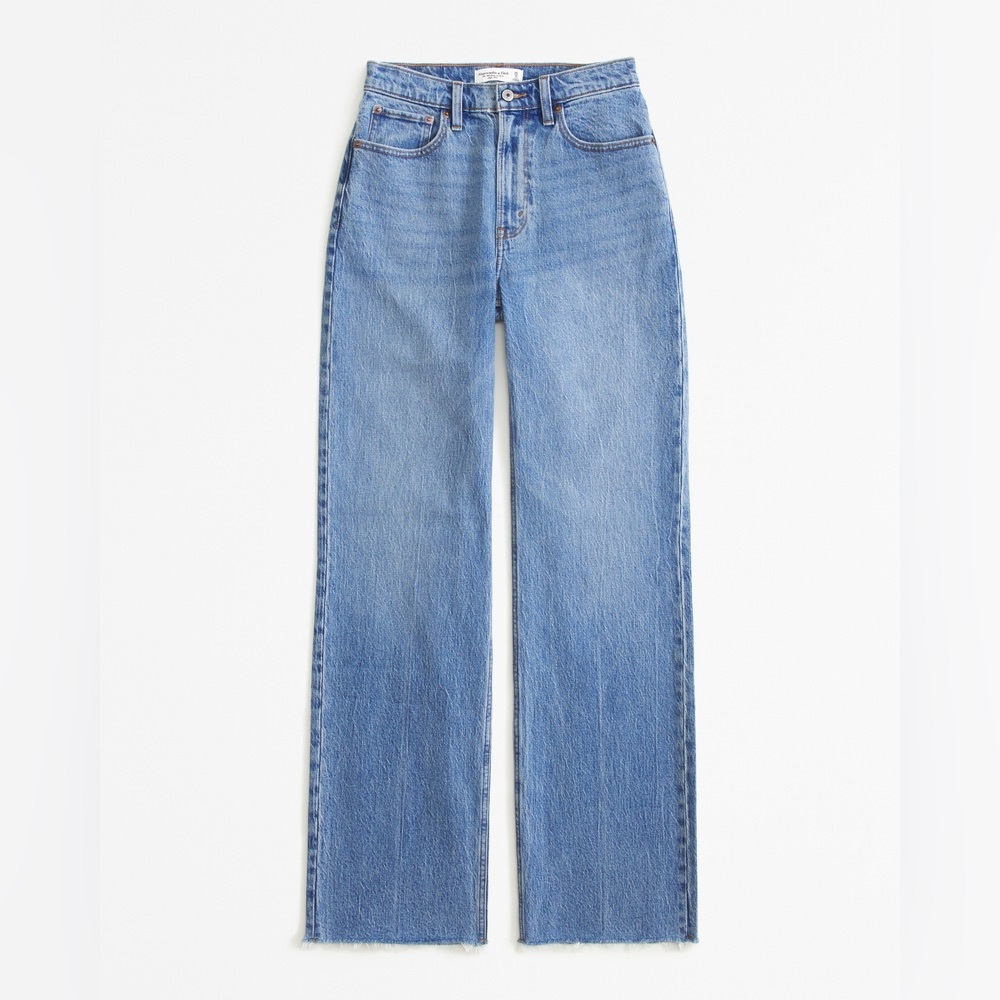 Abercrombie & Fitch Curve Love 90s Relaxed High Rise Jeans Size 24/00s
